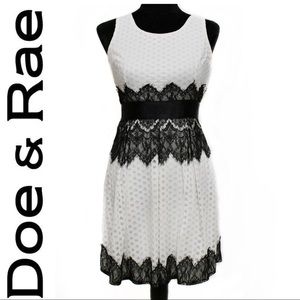 Doe & Rae Black & White Lace Sleeveless Dress Sz S